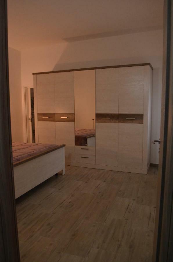 Appartamento Vacanza Da Luisa San Giovanni Suèrgiu Εξωτερικό φωτογραφία
